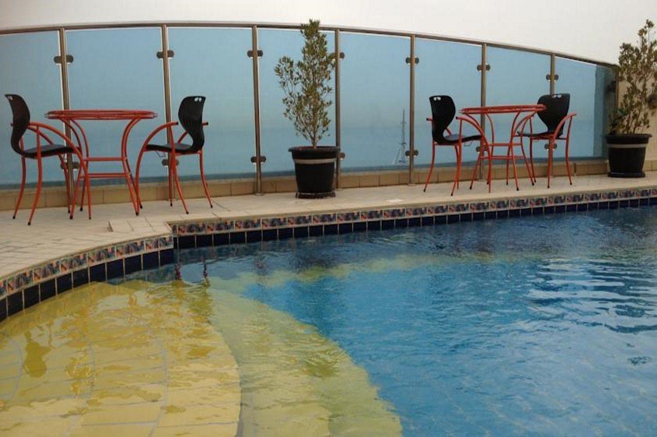 Le Royal Corniche Hotel Salmiya Eksteriør billede