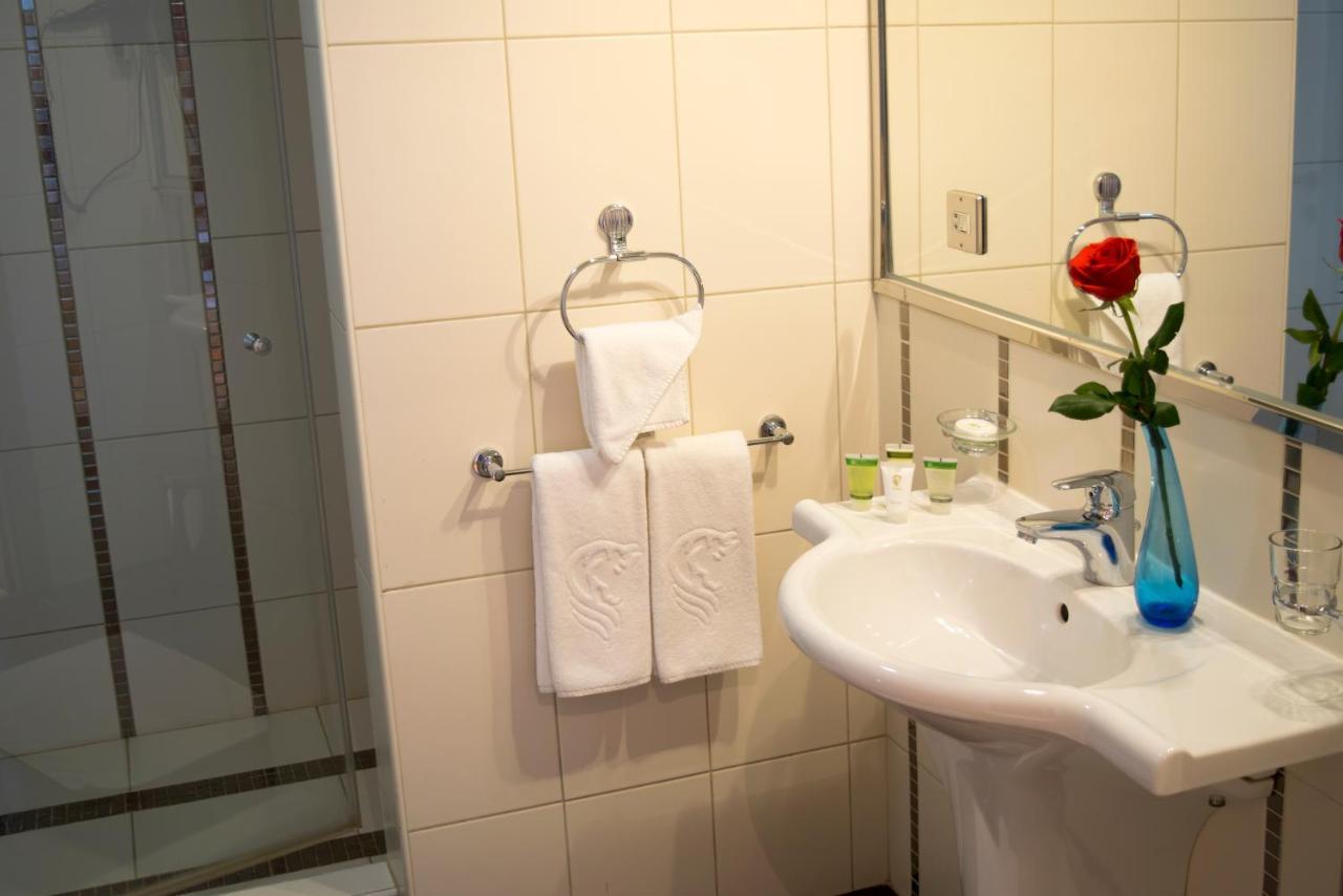 Le Royal Corniche Hotel Salmiya Eksteriør billede