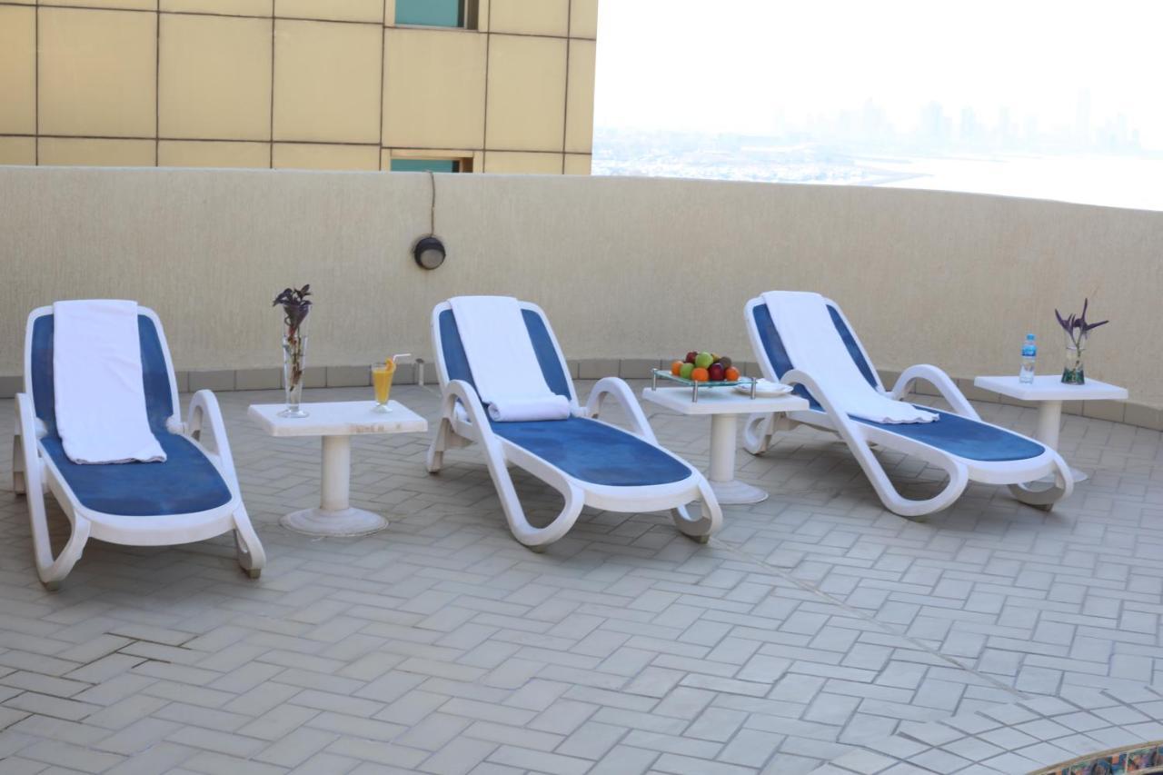 Le Royal Corniche Hotel Salmiya Eksteriør billede